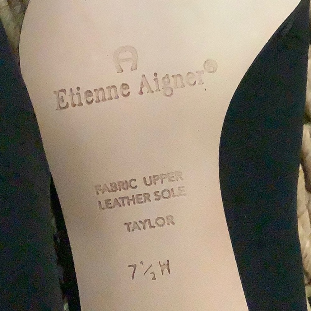 Brand new Etienne Aigner silk shoe - Picture 6 of 7